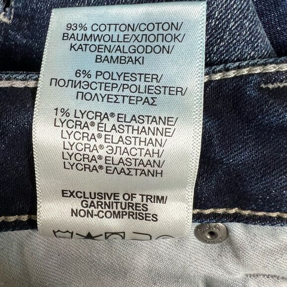 Silver Jeans Elyse Short Womens Plus Size 18 Denim Distressed Raw Hem Shorts - Picture 6 of 9